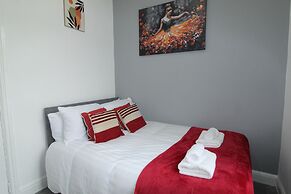 Sefton House by Smart Corporate Stays