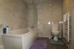 Sefton House by Smart Corporate Stays