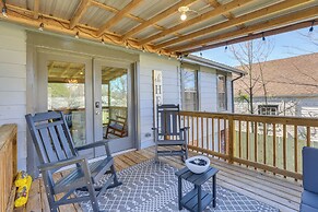 Walk to Amphitheater & Stadium: Home w/ Deck!
