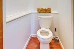 8 Blocks to Beach: Bbq-ready North Cape May Home!