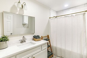 2 Mi to Ole Miss: Modern Home in Historic District