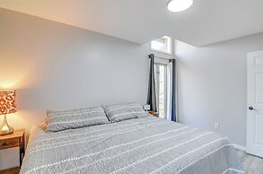 Walk to Dale Hollow Lake: Updated Cottage w/ Deck!