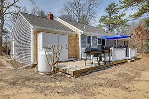2 Mi to Beach: Wellfleet Home w/ Bike Trail Access