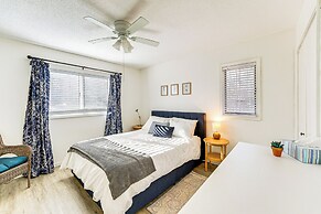 Lake View & Deck: Group Getaway in Whitehall!