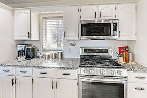 Lake View & Deck: Group Getaway in Whitehall!