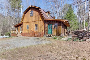 Deck & Fire Pit: Cherry Log Cabin on Farm!