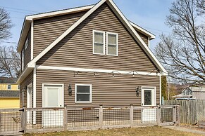 < 1 Mi to Beach: Quirky & Central Apt in Frankfort