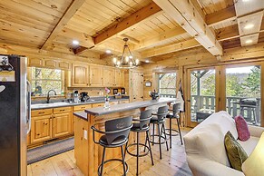 3 Mi to Dtwn Clayton: Cabin w/ Trail Access!