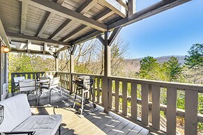 3 Mi to Dtwn Clayton: Cabin w/ Trail Access!