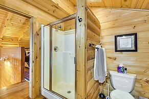 3 Mi to Dtwn Clayton: Cabin w/ Trail Access!