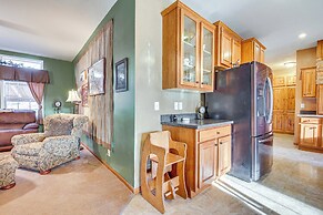 5 Mi to Town: Mtn-view Gem w/ Deck in Hot Springs