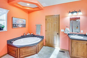 5 Mi to Town: Mtn-view Gem w/ Deck in Hot Springs