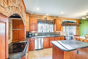 5 Mi to Town: Mtn-view Gem w/ Deck in Hot Springs