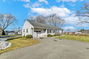 2 Mi to Suny Cortland: Home Near Hiking & Skiing!