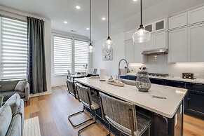 Patio & Yard: Beautiful Family Home in Mansfield!