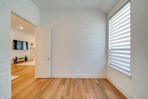 Patio & Yard: Beautiful Family Home in Mansfield!