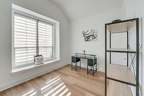 Patio & Yard: Beautiful Family Home in Mansfield!