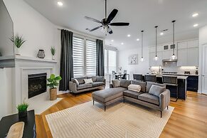 Patio & Yard: Beautiful Family Home in Mansfield!