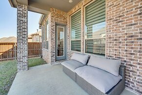 Patio & Yard: Beautiful Family Home in Mansfield!