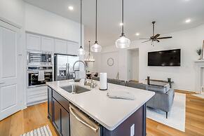 Patio & Yard: Beautiful Family Home in Mansfield!