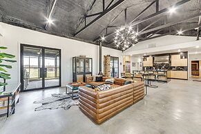 6 Mi to Lake Tawakoni: Texas Family Home
