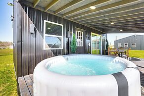 6 Mi to Lake Tawakoni: Texas Family Home
