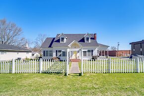 10 Mi to Caddo Lake: Charming Cottage in Vivian!
