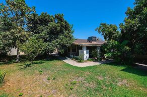 Spacious Retreat w Large Kitchen Outdoor Patio