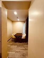 HOTEL LOTUS INN