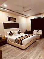 HOTEL LOTUS INN