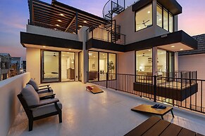 The Castle 8 Bedroom Home