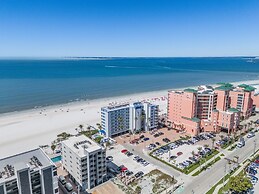 Beach Villas 706 Top-floor Condo W/ Gulf Views, Pool 2 Bedroom Condo