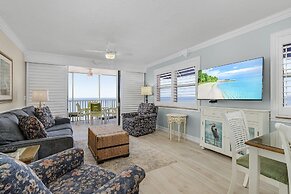 Beach Villas 706 Top-floor Condo W/ Gulf Views, Pool 2 Bedroom Condo