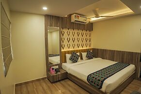 Hotel Grand Residency
