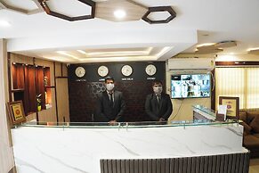 Hotel Grand Residency