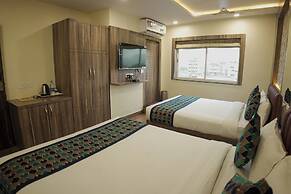 Hotel Grand Residency