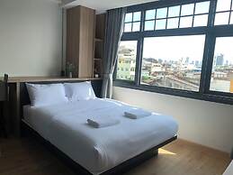 N5 Ratchawong Hostel