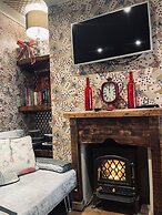 Looking Glass Cottage