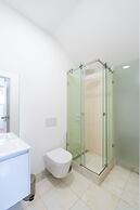 Sunny Lisbon Apartments by SoulPlaces