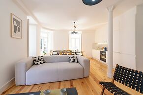 Sunny Lisbon Apartments by SoulPlaces