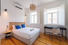 Sunny Lisbon Apartments by SoulPlaces
