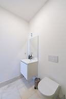 Sunny Lisbon Apartments by SoulPlaces