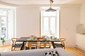 Sunny Lisbon Apartments by SoulPlaces