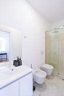Sunny Lisbon Apartments by SoulPlaces