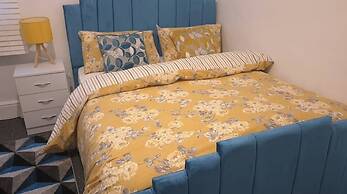 Our Apartment is a Home Away From Home Choice, Tastefully Furnished fo