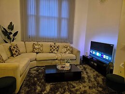 Our Apartment is a Home Away From Home Choice, Tastefully Furnished fo