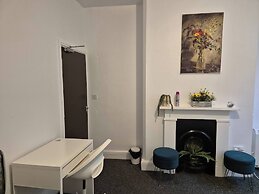 Our Apartment is a Home Away From Home Choice, Tastefully Furnished fo