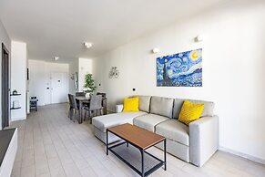 Casa Kenzo With Parking by Napoliapartments