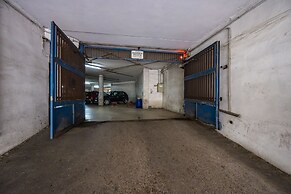Casa Kenzo With Parking by Napoliapartments