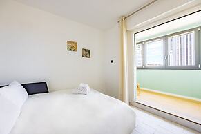 Casa Kenzo With Parking by Napoliapartments